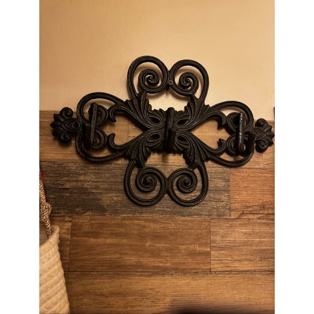 Southern Living Home Black Cast Iron Scroll Key Hook Wall Decor Inside & Out